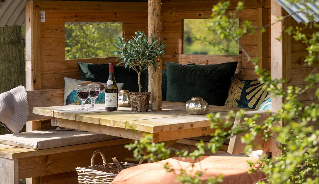 Then enjoy an afternoon tipple in the cosy dining pod!