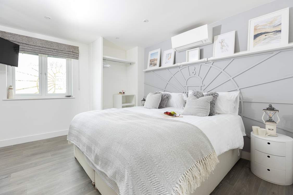 All the beds are dressed to impress.