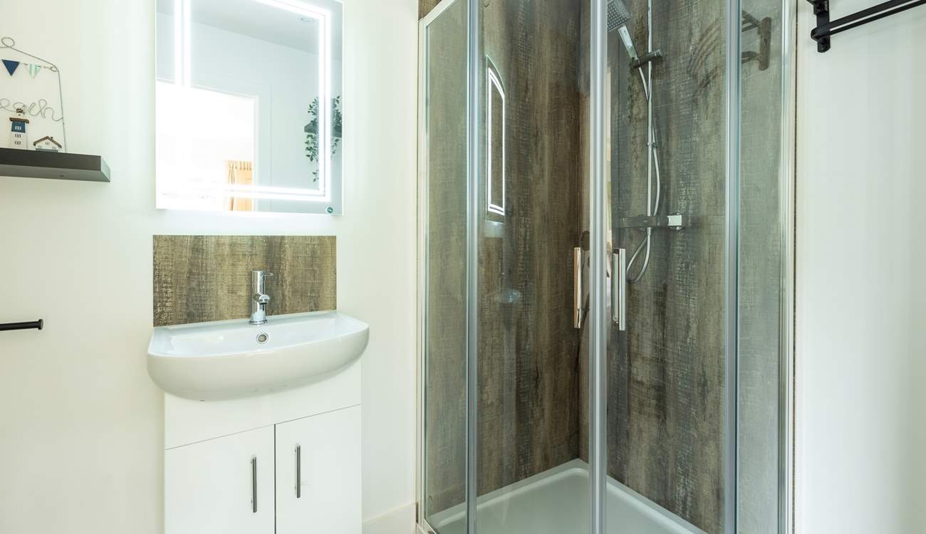 Start the day with a refreshing shower in your en suite.