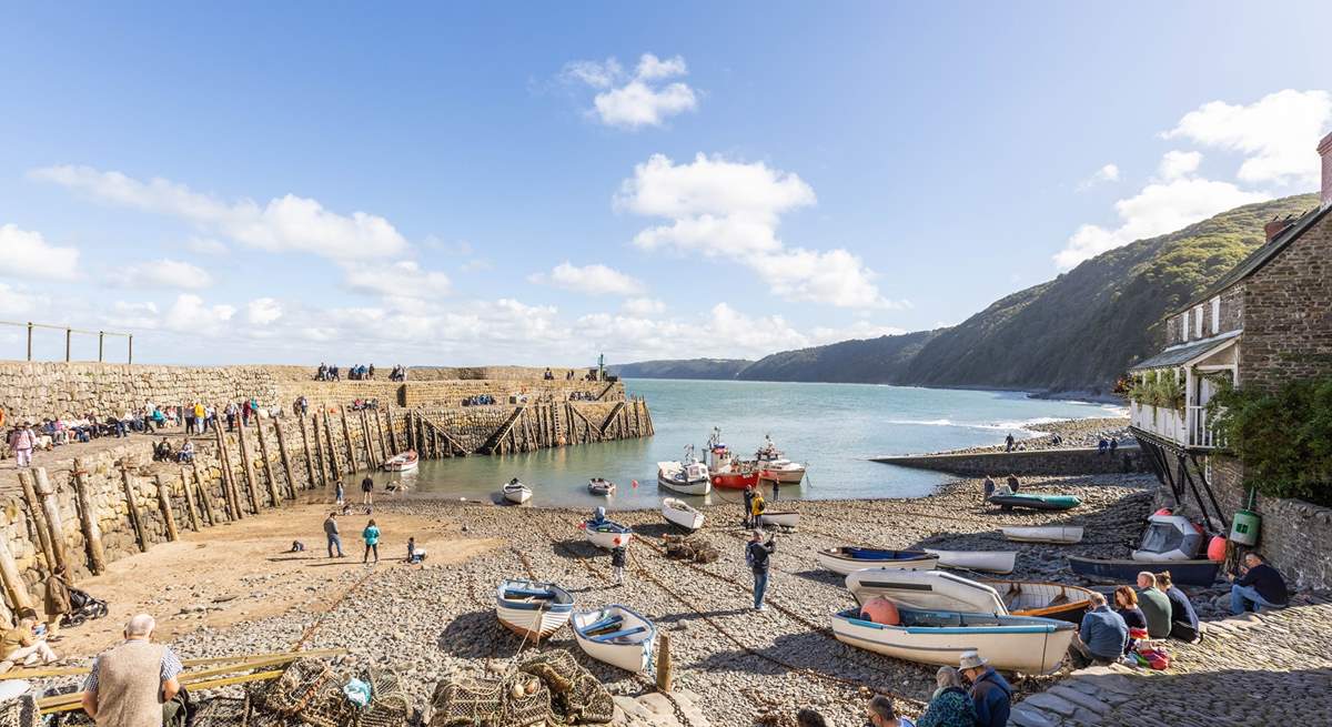 Stop for a pint at The Red Lion on the harbour in Clovelly.