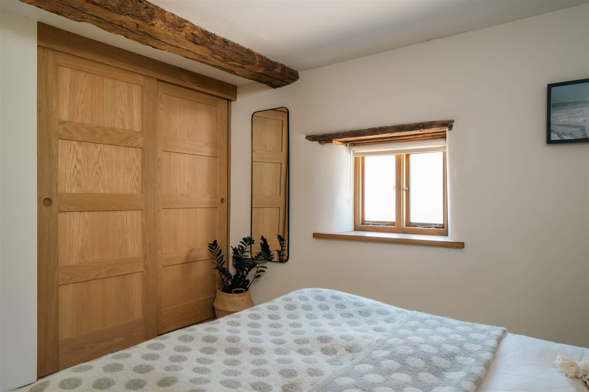 Plenty of hanging space is available.