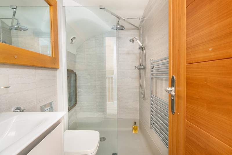 Freshen up after a day sightseeing in this sparkling shower-room