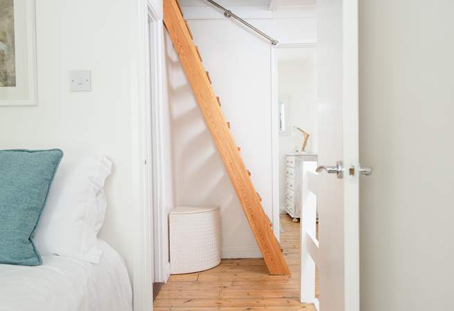 These ladder steps lead to bedroom 3 and they may only be used by children aged 12 and over.