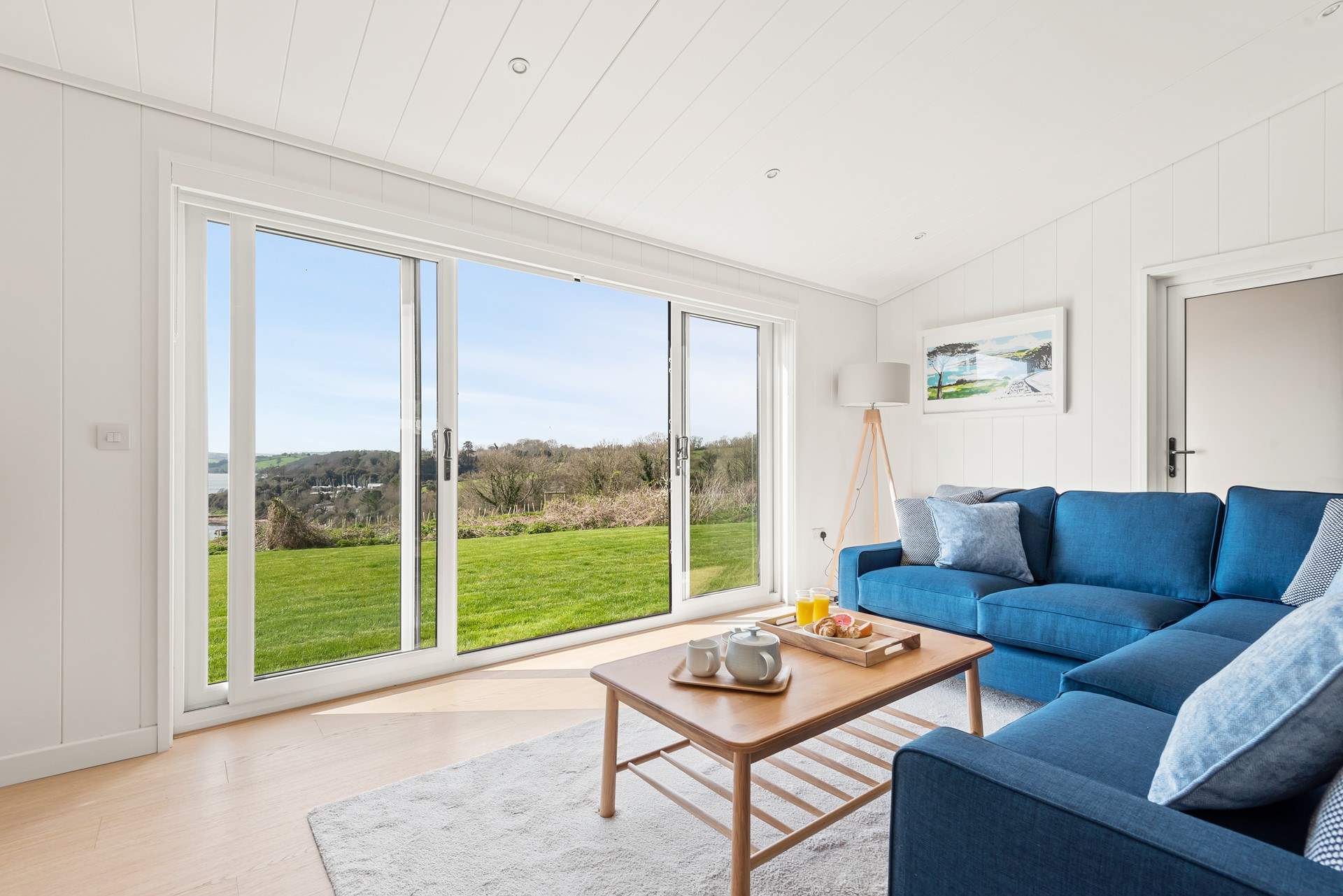 Open the patio doors and let the fresh Devonshire air in.