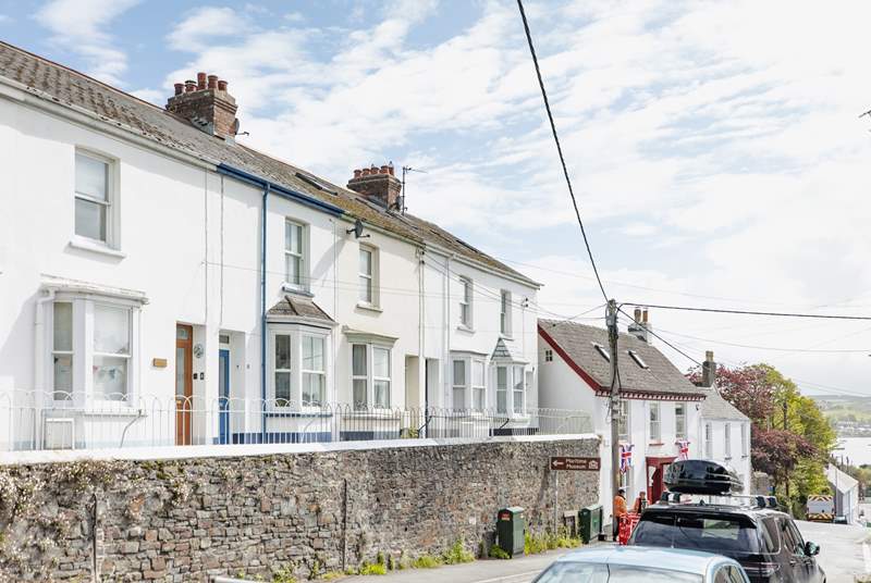 Welcome to Seagull House, situated in an elevated position overlooking lovely Appledore.