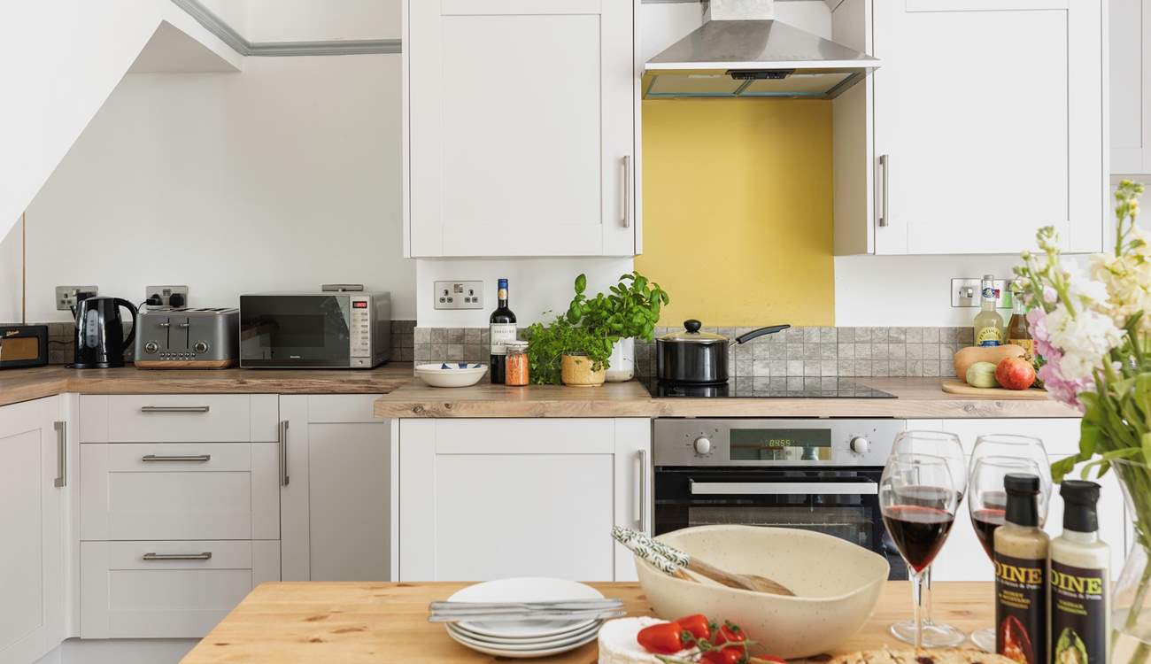 Shop locally for the freshest of Devonshire produce. 