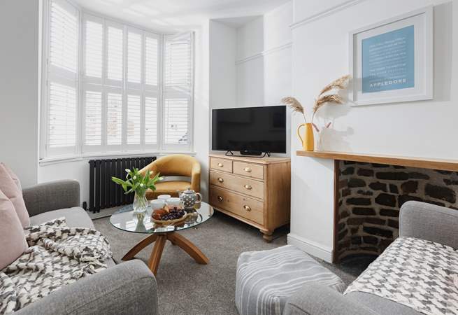 The cosy sitting-room has a Smart TV for your evening entertainment. 