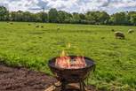 Cook al fresco upon the fire-pit barbecue and as the stars appear be sure to toast marshmallows under the moonlight.