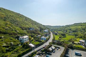 The road down into Crackington Haven.