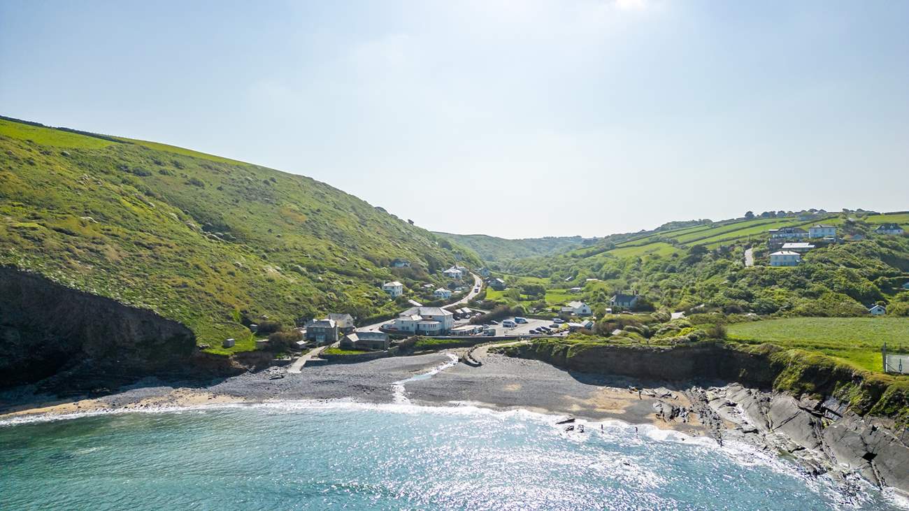 Looking back at Crackington Haven.