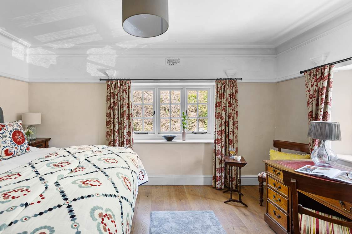 Bedroom 3 features a 'zip and link' bed.