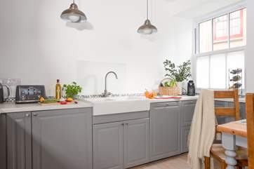 The stylish kitchen.