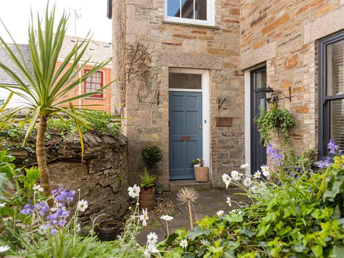 No 7 Churchtown, Sleeps 4 in St Agnes