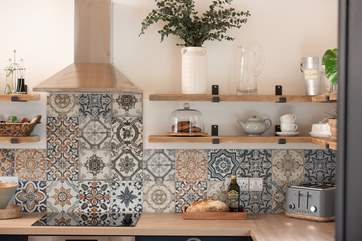 Super stylish and equipped with all you'll need to cook a delicious meal.