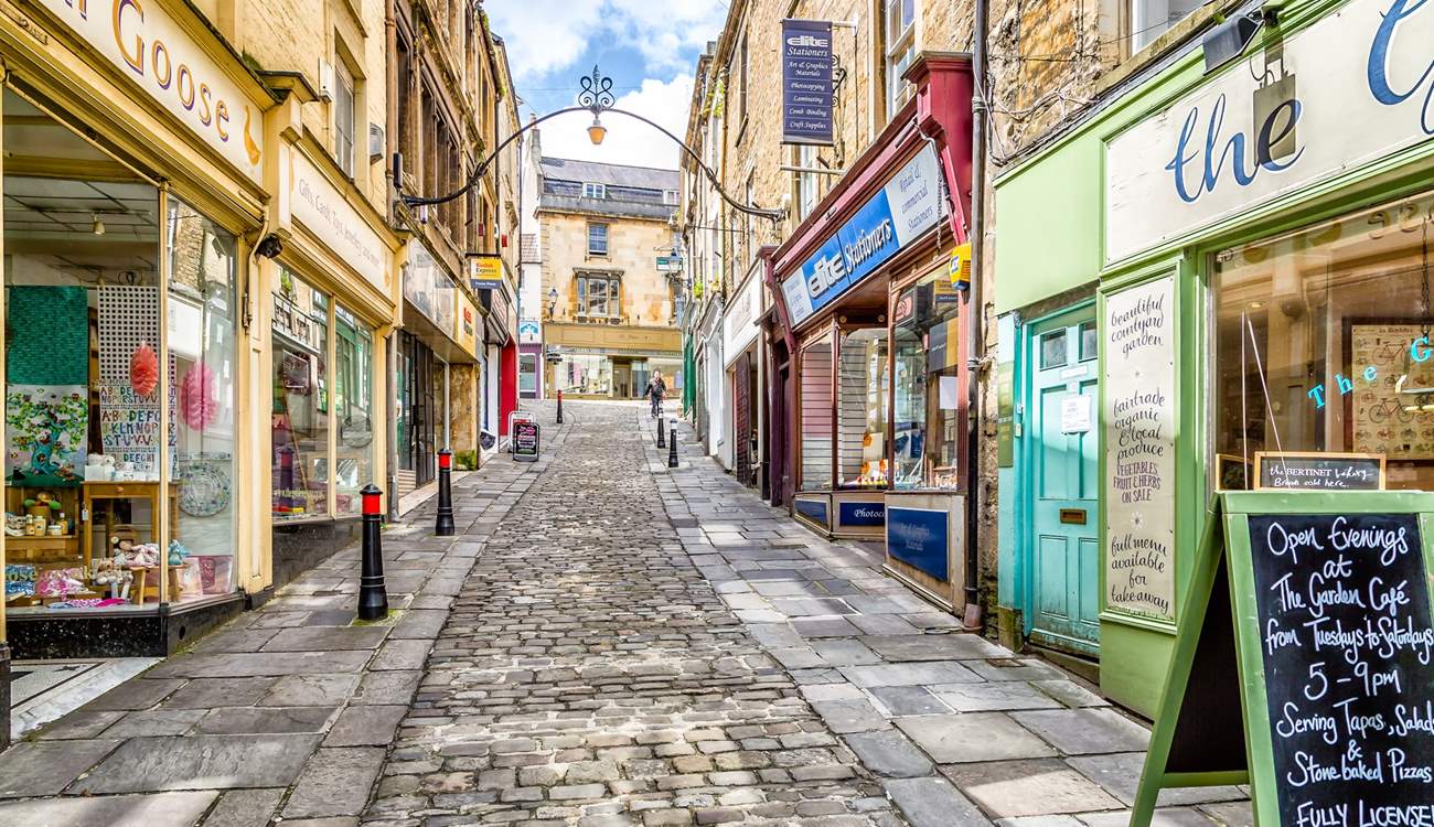 Explore the streets of Frome which is close by.