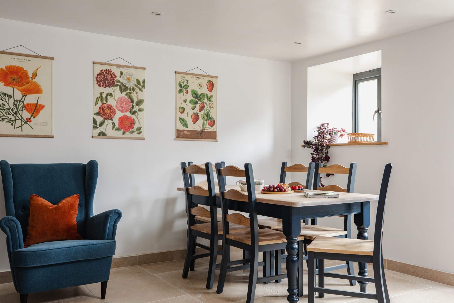 Make some memories around the dining-table.