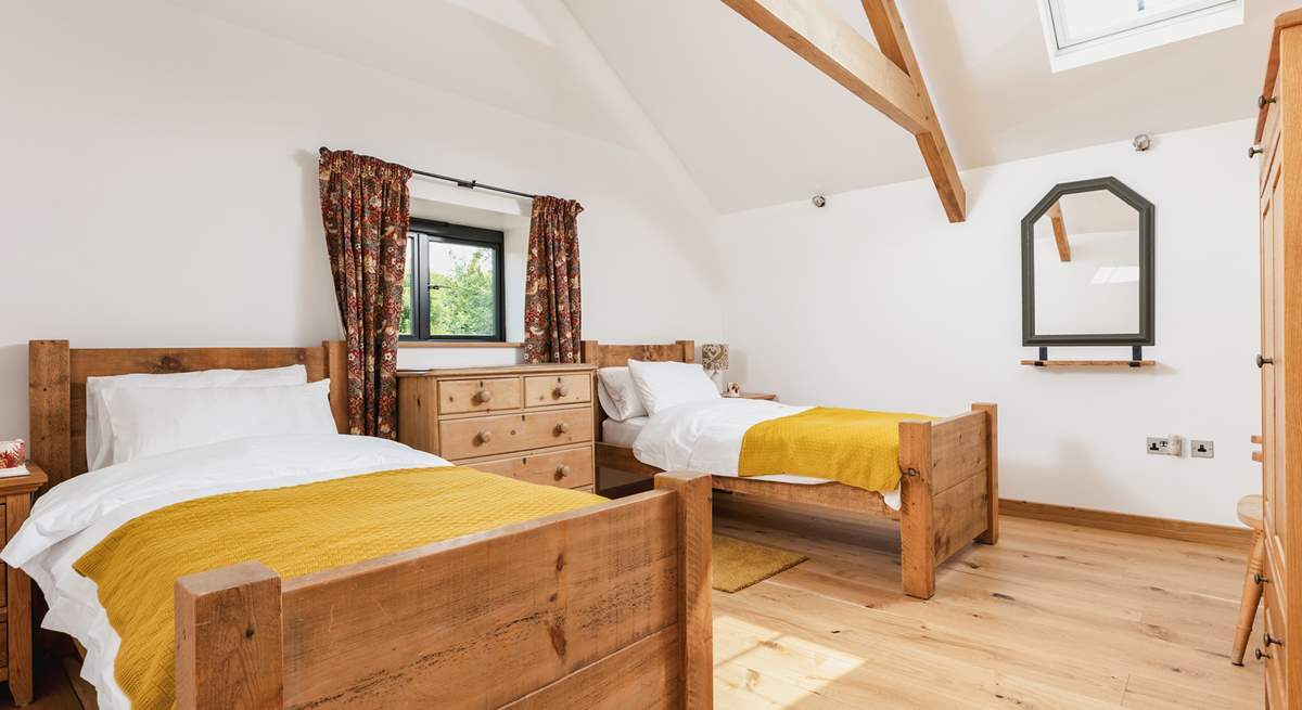 The twin room is cosy and has the most lovely beds!