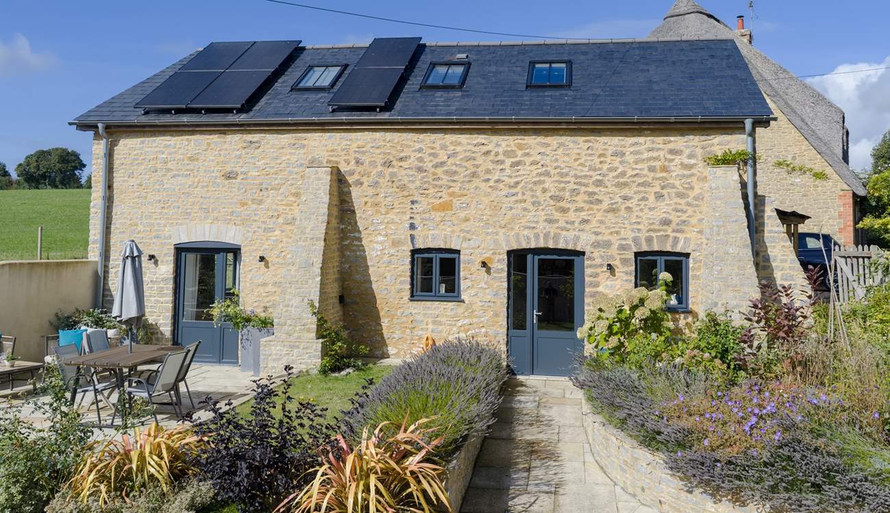 Welcome to the stunning Seymour Barn.