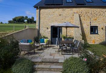 Seymour Barn is next door to the owners house with easy access off the main road but note there may be associated road noise
