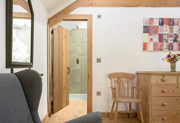 Lovely styling throughout...