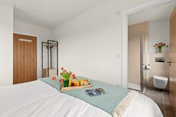 Bedroom 2 also has a stylish en suite shower-room.
