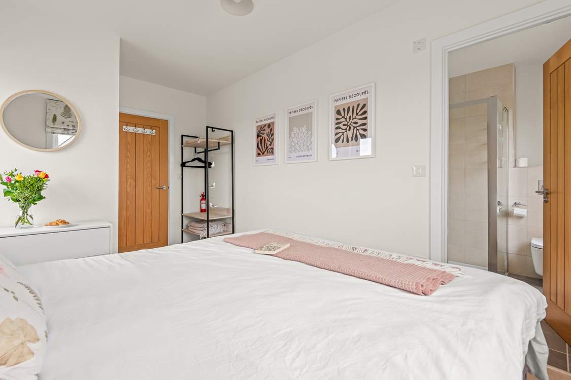 Bedroom 2 also has a stylish en suite shower-room.