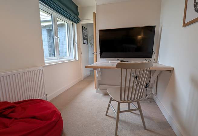 Another view of the flexible study/snug. The desk can be folded down to allow more room if needed.