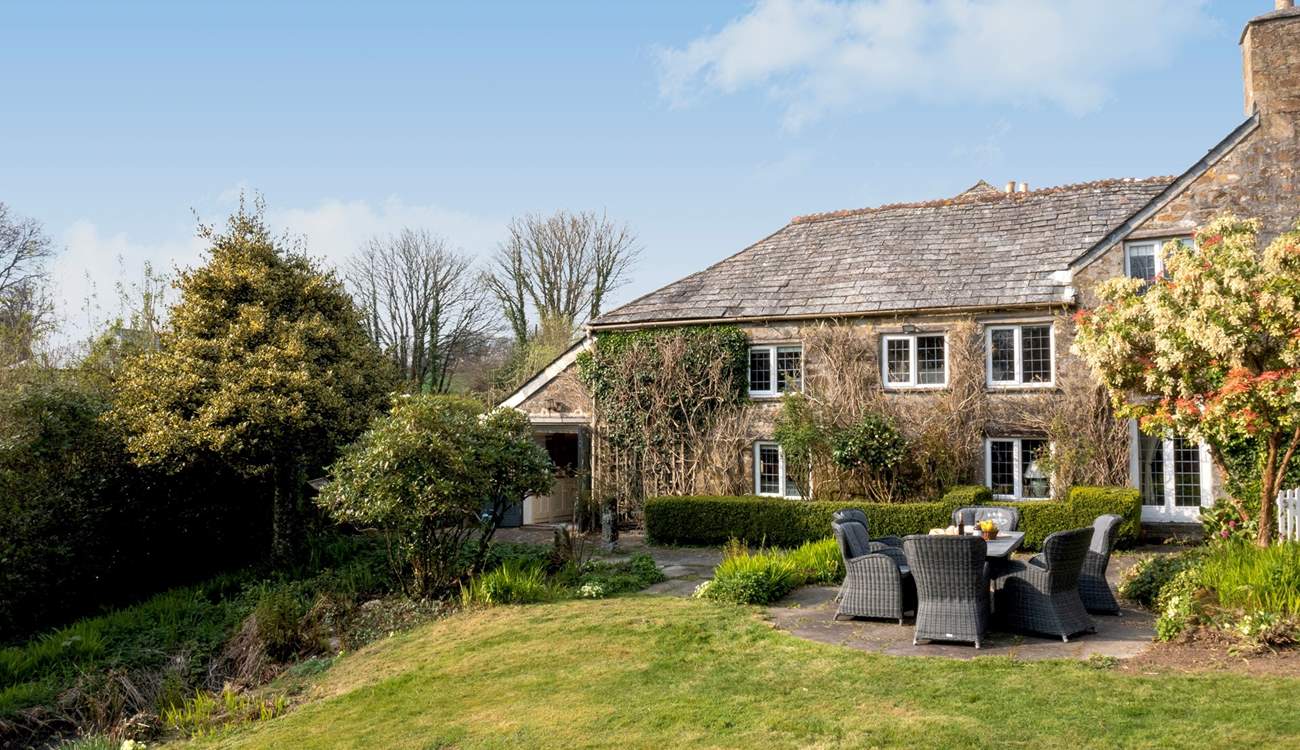 The gorgeous gardens are perfect for children and the family dogs.