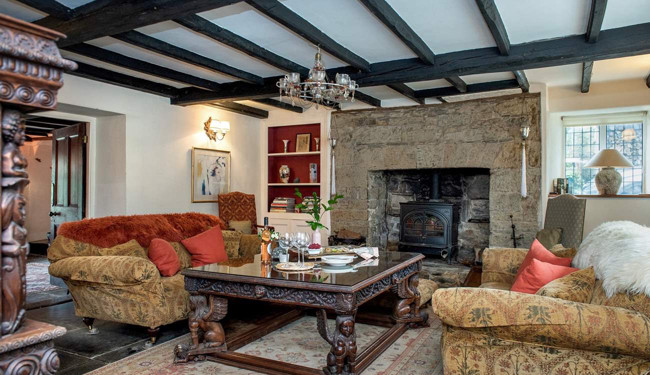 There are two fabulous sitting-rooms here, this is sitting-room 1.