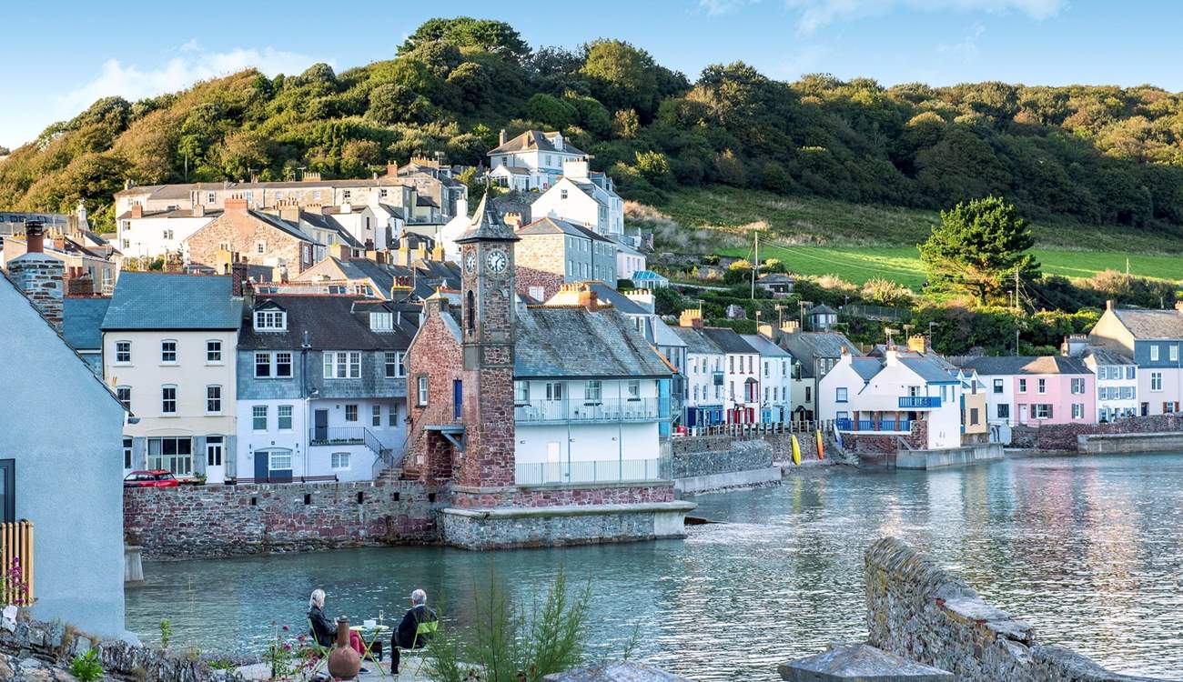 Kingsand and Cawsand offer the perfect spot to enjoy a pasty with a view!