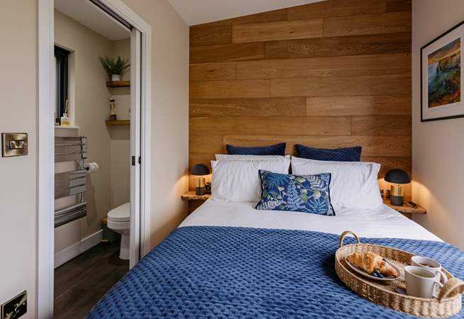 Where each bedroom has it's own en-suite.