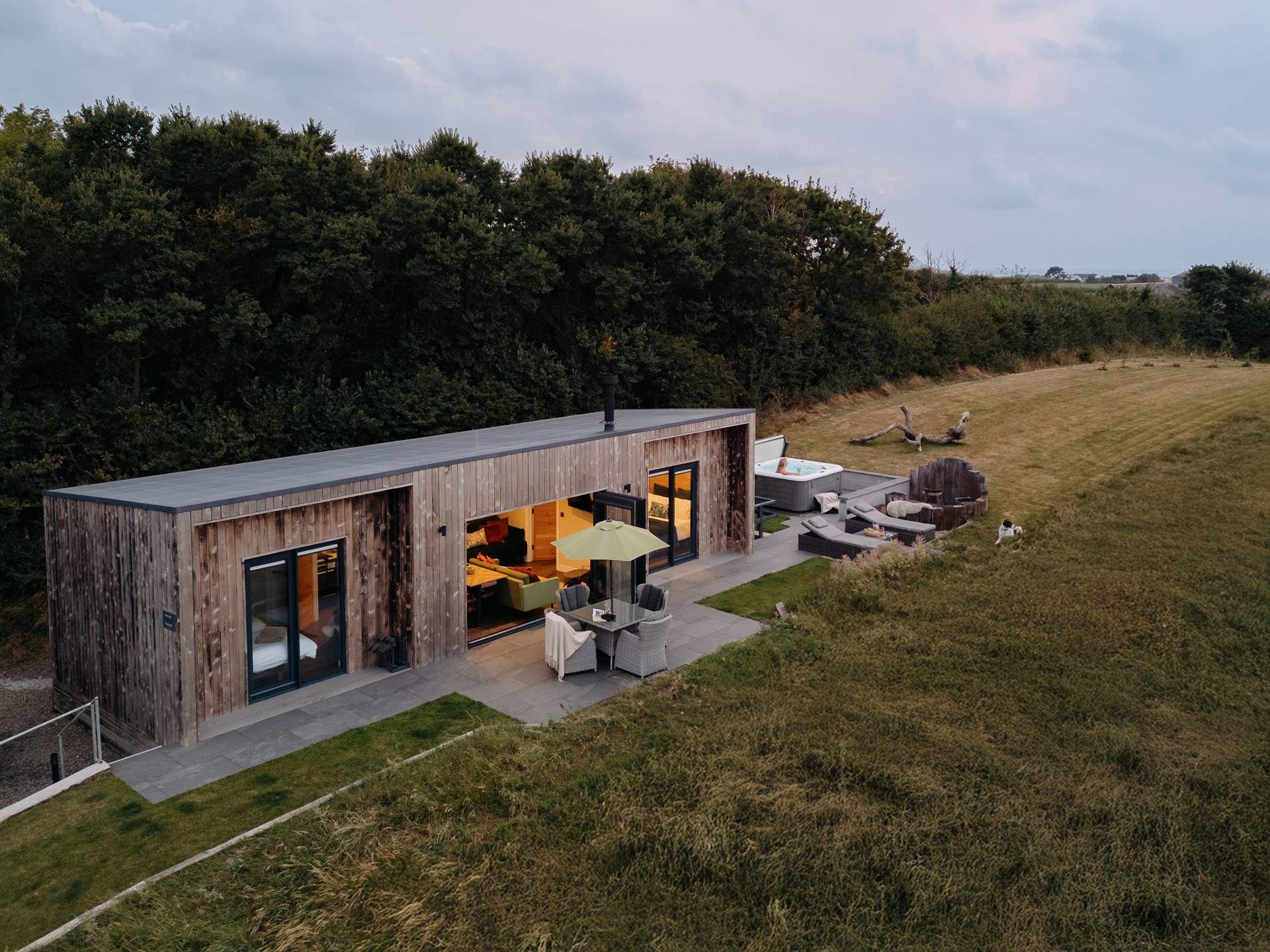 Welcome to the beautiful Henrosa.