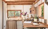 Cottage-style chic.  - Thumbnail Image