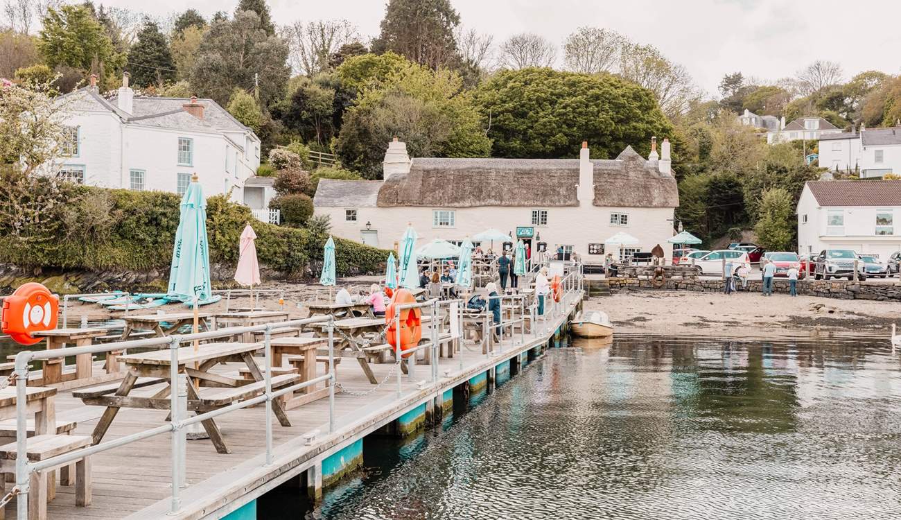 Where you'll find the lovely Pandora Inn, serving delicious locally-sourced food. 