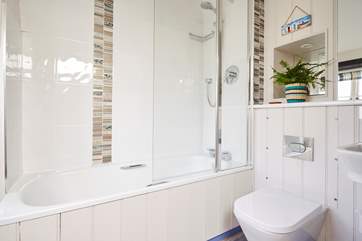 The bathroom on the ground floor.