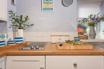 Prepare a cosy meal for two.