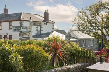 Located in the heart of Stithians, you are so close to so many lovely places.
