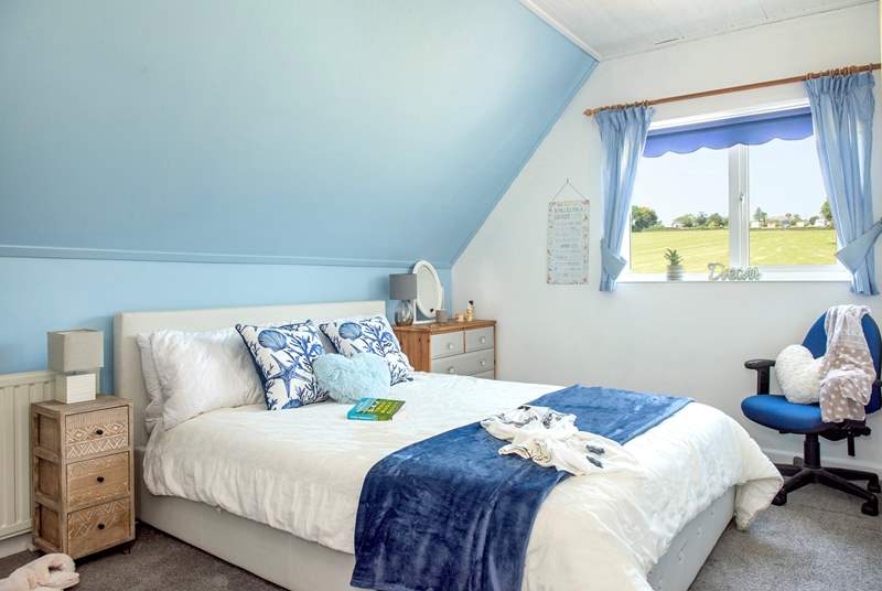 Calming shades of blue in bedroom 3