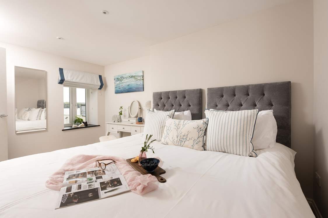 The super-king size bed can also be set up as twin beds to give great flexibility.