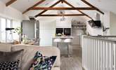 This lovely riverside home is a light, joyful space perfect for couples or families looking to explore beautiful south east Cornwall. - Thumbnail Image