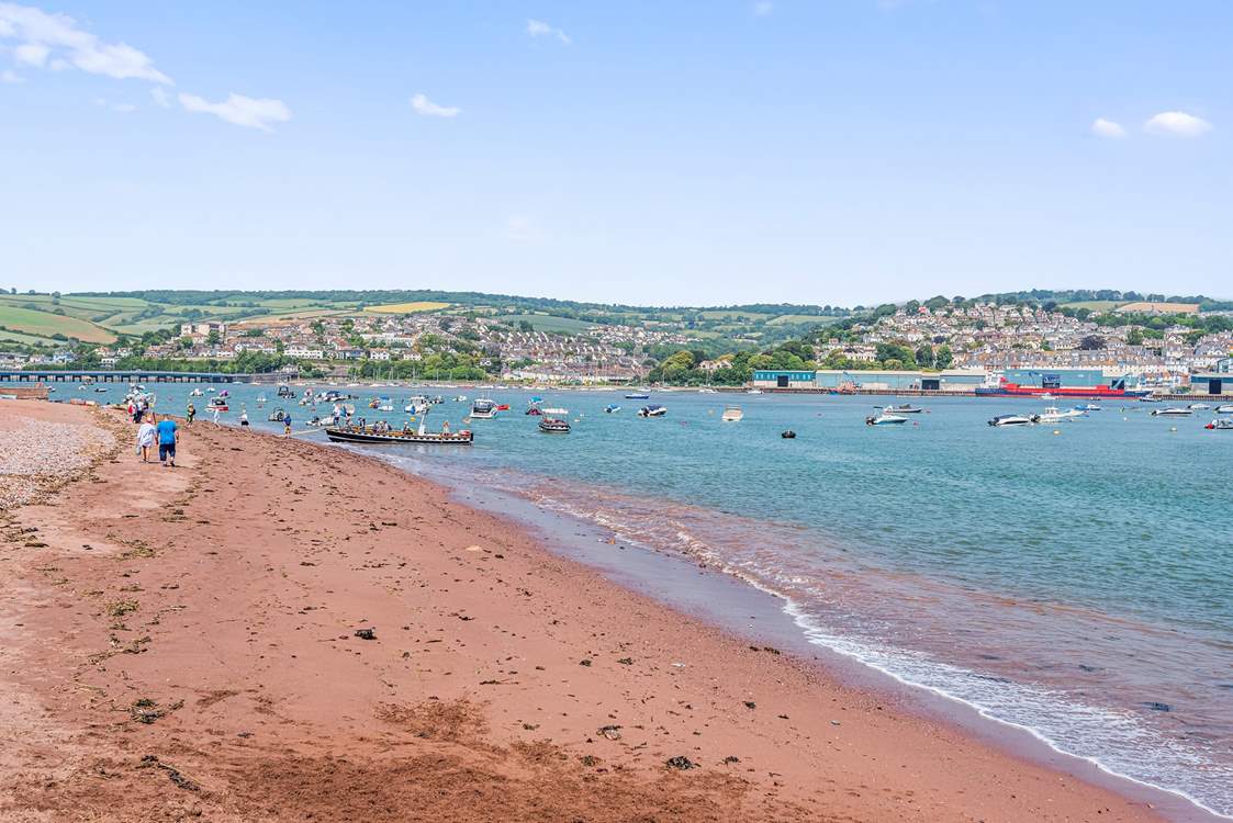 Shaldon beach, which is right on your doorstep, is perfect for those early morning or late evening romantic walks.