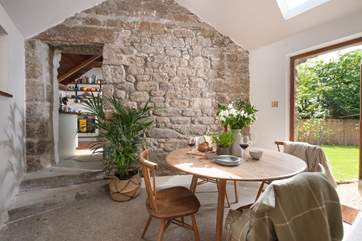 Welcome to Peaceful Retreat, a dog friendly 19th Century cottage for four.