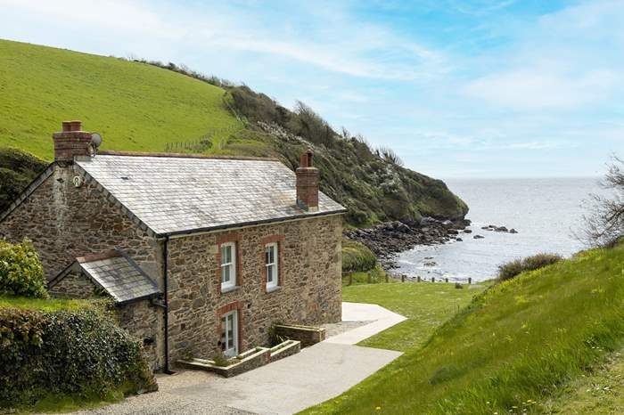 Hallane Mill is a 2 bedroom cottage with sea views near Charlestown, South Cornwall.