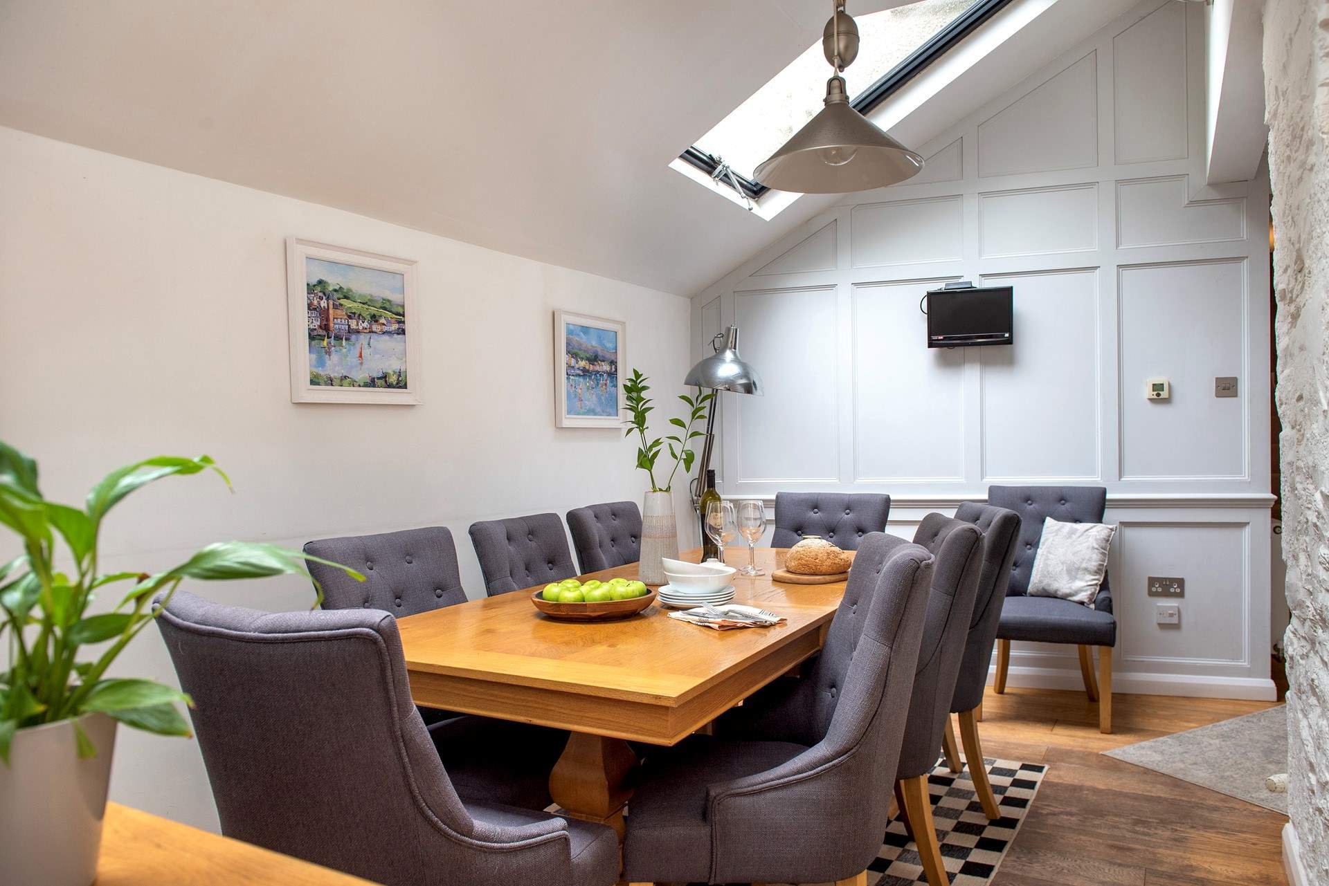 The dining-room sits at the back of Garretts next to the kitchen.