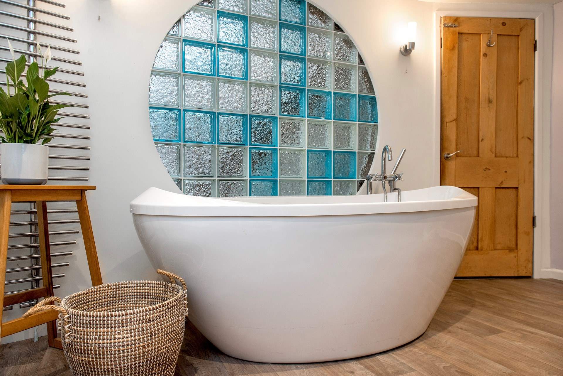 There's a gorgeous free-standing bath.