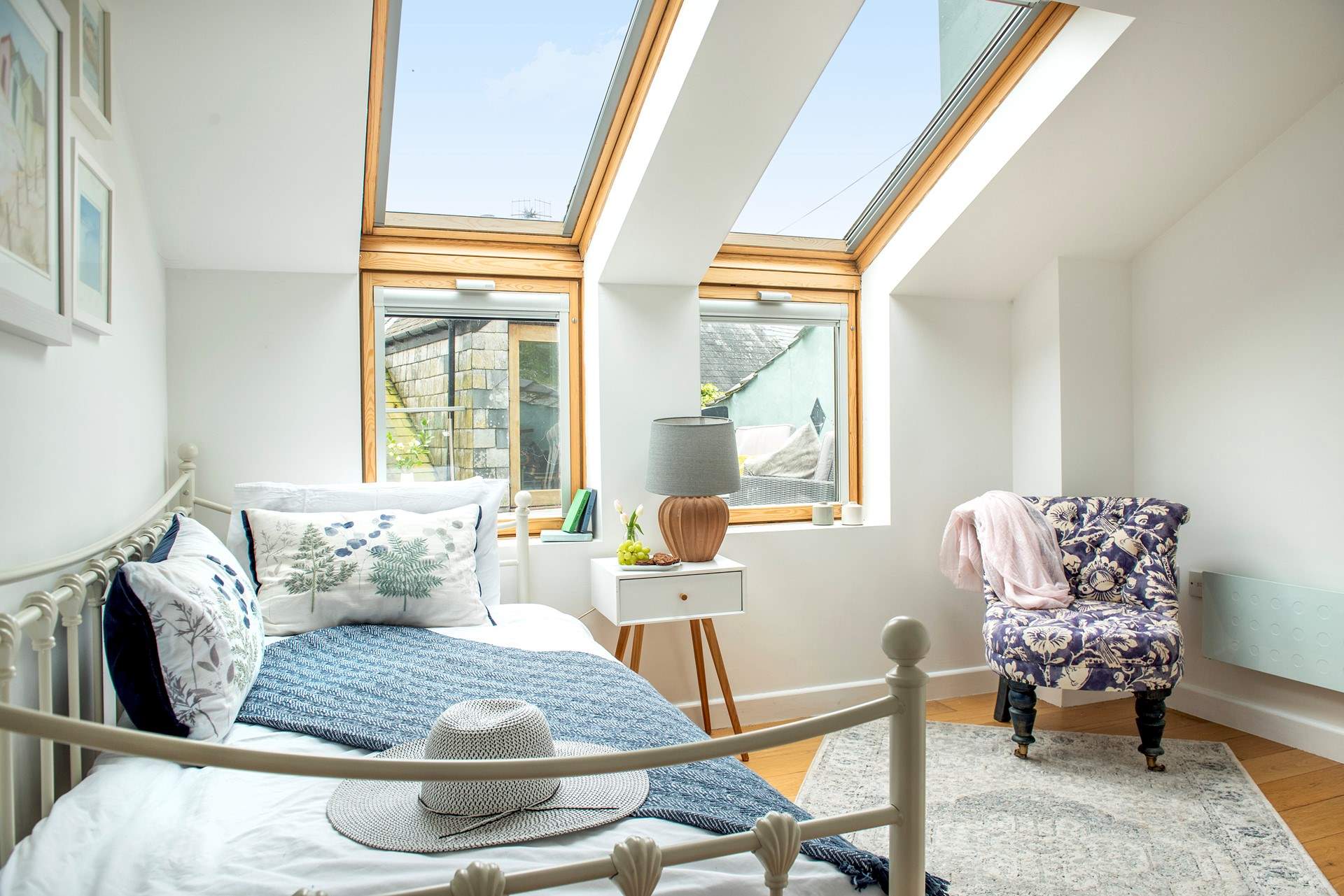 The light floods into the third bedroom.