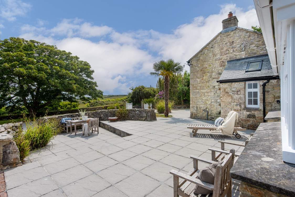 Sit back and enjoy the sunshine. Please take care with children as the garden is not fully enclosed, and also take care when leaving as the gates lead onto a busy road.