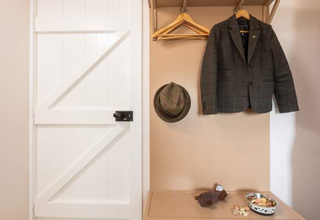 The large utility/shower-room on the ground floor has space to hang your clothes after a walk in the hills.