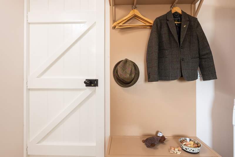 The large utility/shower-room on the ground floor has space to hang your clothes after a walk in the hills.