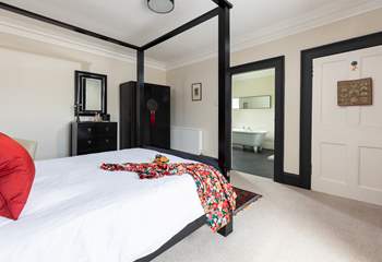 Fabulous bedroom 2 with four-poster bed.